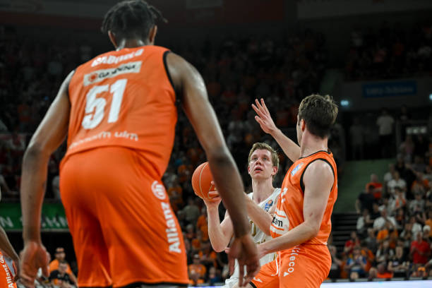 然而在最近 然而在最近