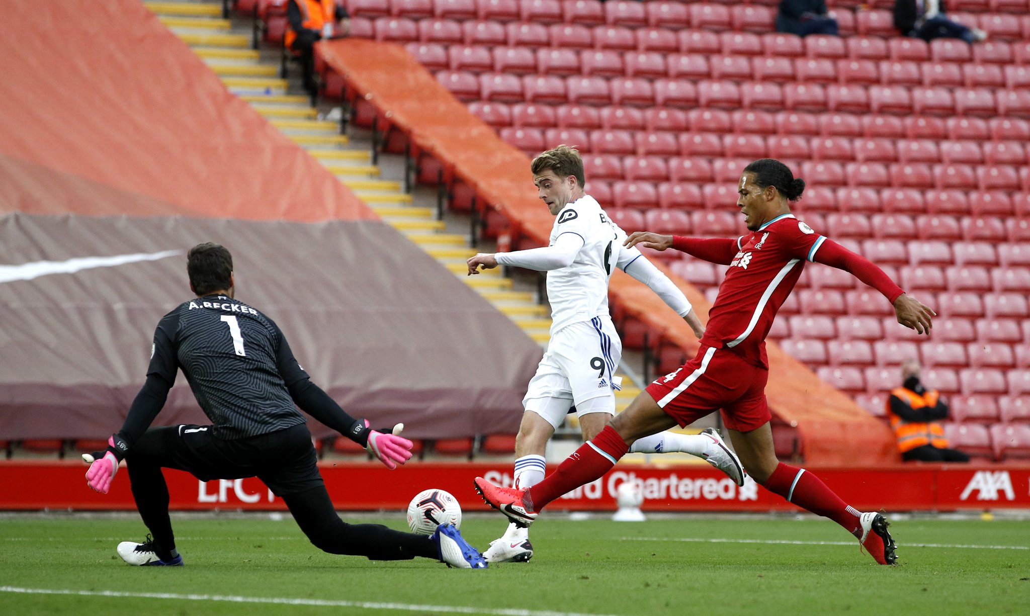 一名前锋不 一名前锋不